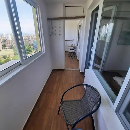 Seaview Serenity דירה *